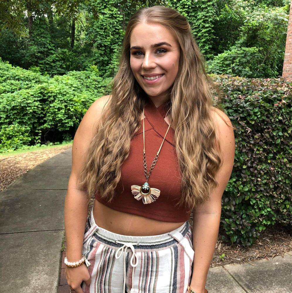 Meet your Posher, Emily